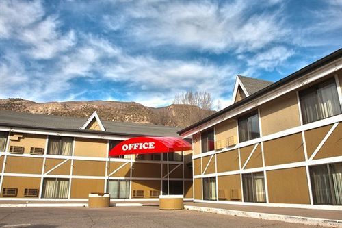 Adventure Inn - Glenwood Springs Eksteriør billede